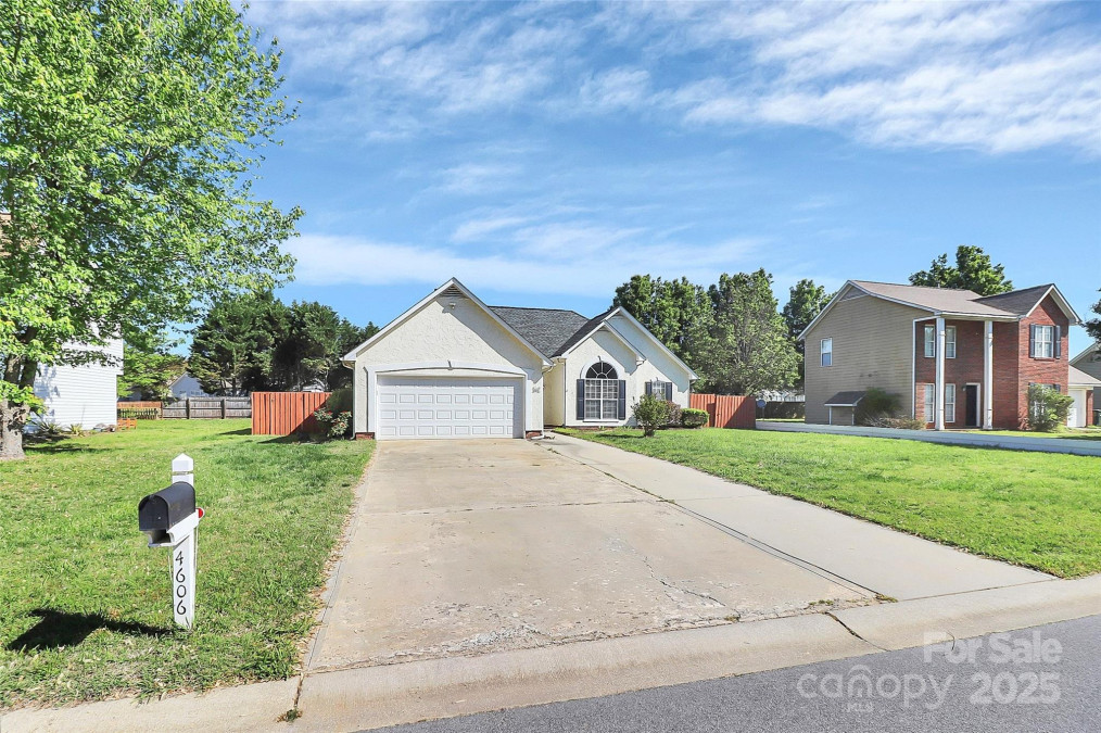 4606 Falcon Chase Dr Concord, NC 28027