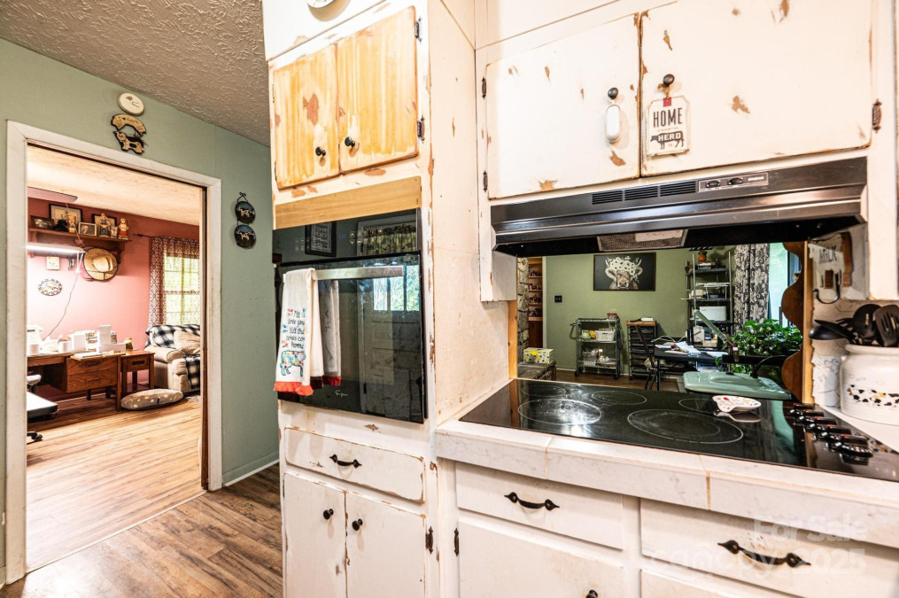 1300 Math Pl Lenoir, NC 28645