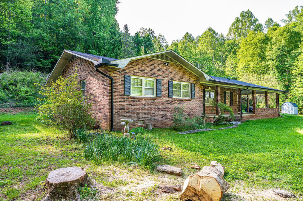 1300 Math Pl Lenoir, NC 28645