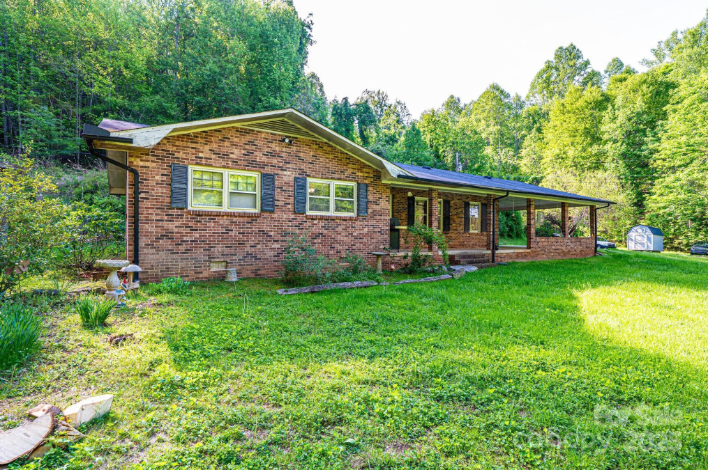 1300 Math Pl Lenoir, NC 28645