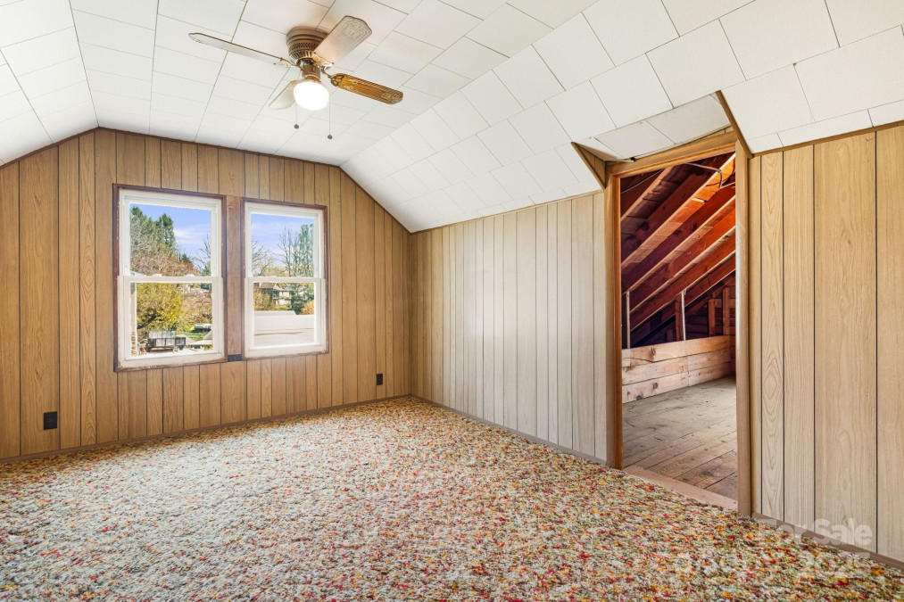 66 Ford St Canton, NC 28716