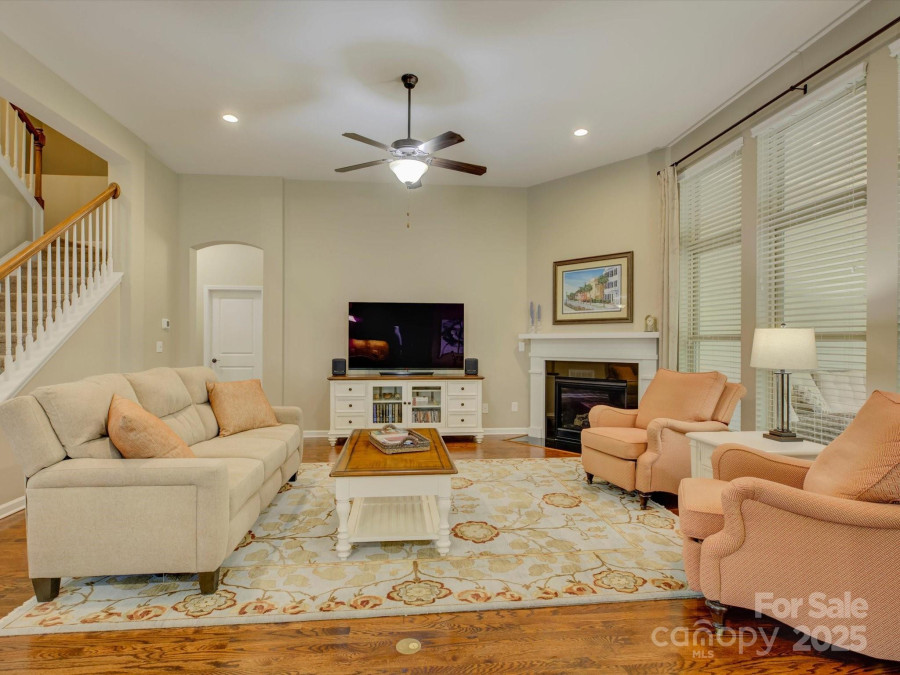 1222 Kings Bottom Dr Fort Mill, SC 29715