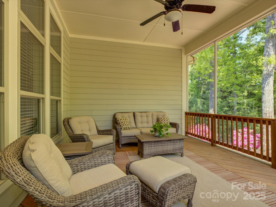 1222 Kings Bottom Dr Fort Mill, SC 29715