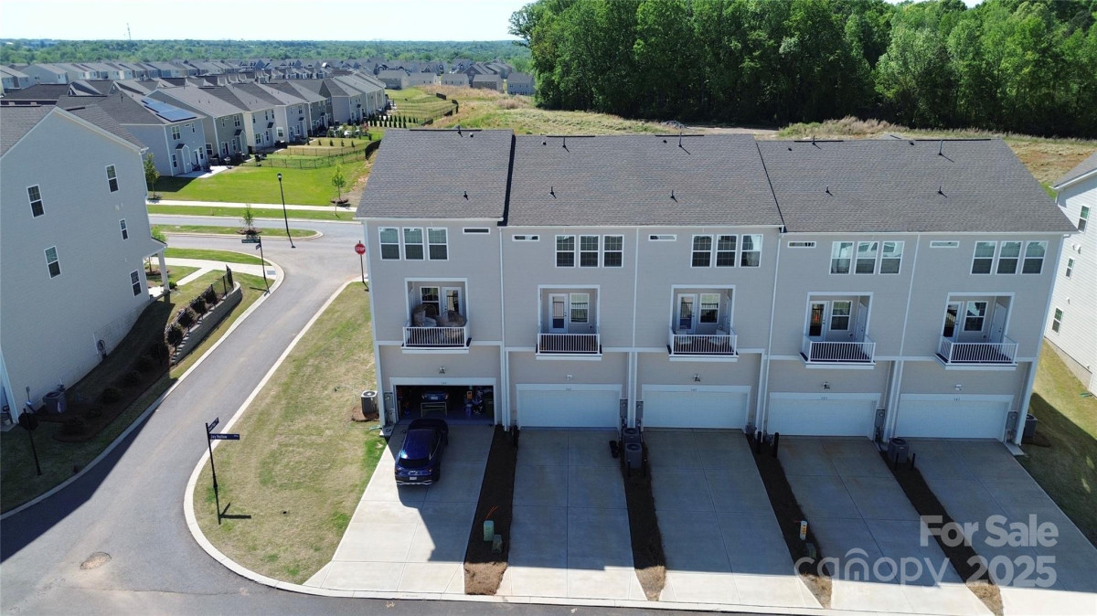 147 Morning Gap Pw Fort Mill, SC 29715
