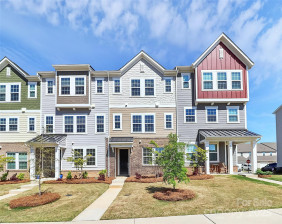 147 Morning Gap Pw Fort Mill, SC 29715