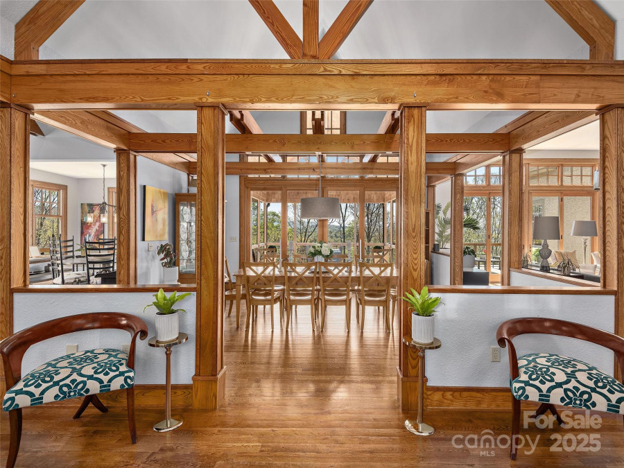 457 Coopers Hawk Dr Asheville, NC 28803