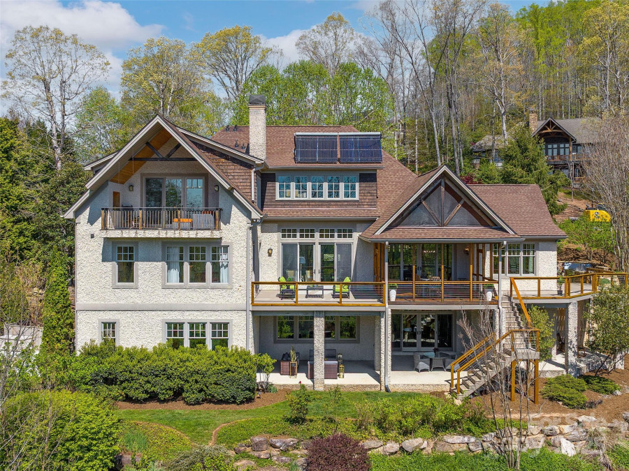 457 Coopers Hawk Dr Asheville, NC 28803