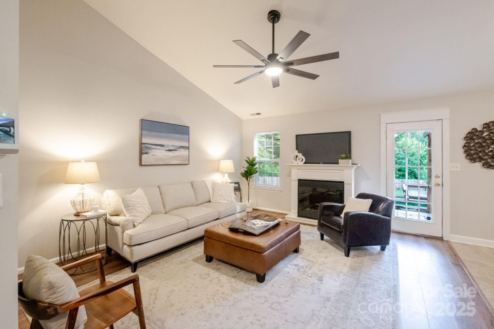 2416 Hart Rd Charlotte, NC 28214