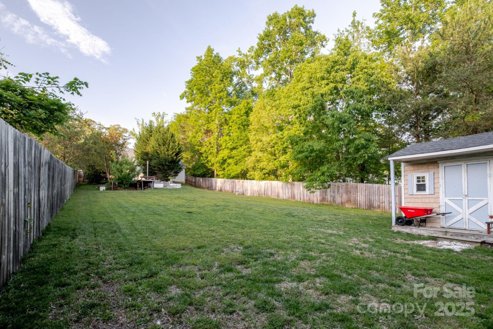 2416 Hart Rd Charlotte, NC 28214