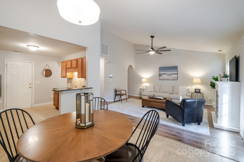 2416 Hart Rd Charlotte, NC 28214