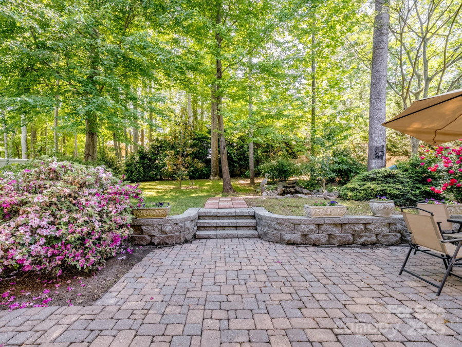 166 Wilson Lake Rd Mooresville, NC 28117