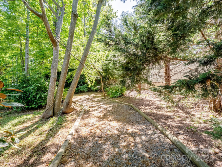 166 Wilson Lake Rd Mooresville, NC 28117