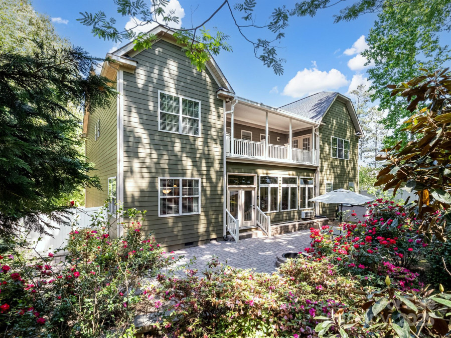 166 Wilson Lake Rd Mooresville, NC 28117