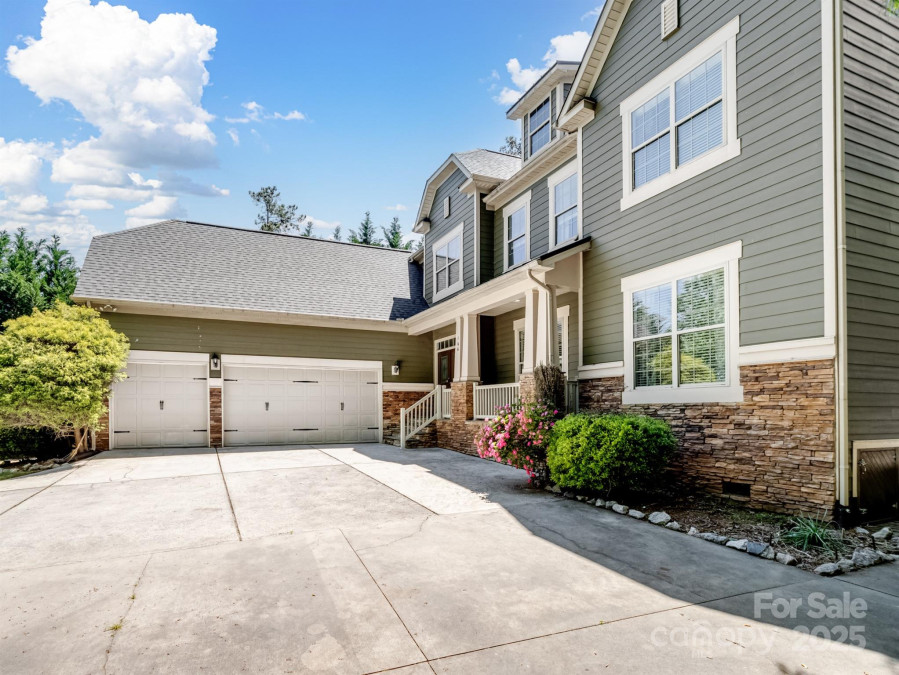 166 Wilson Lake Rd Mooresville, NC 28117