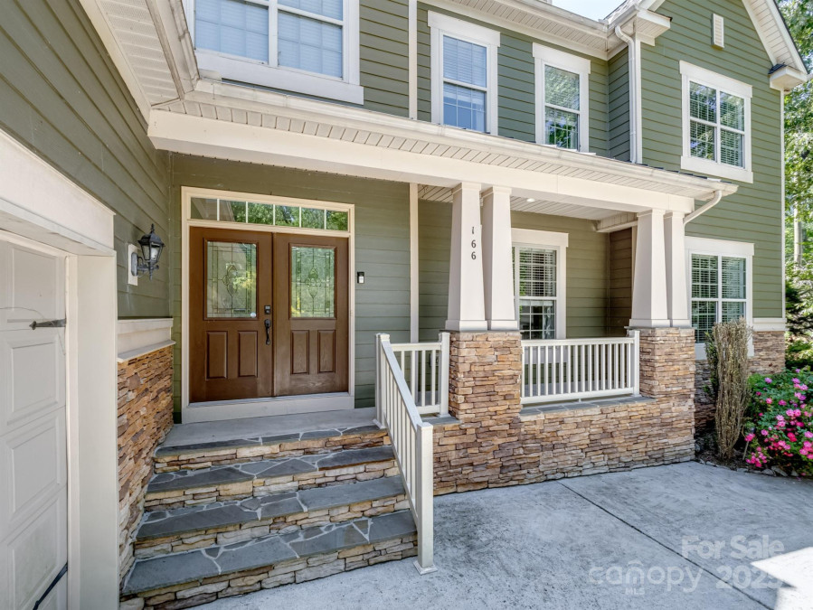 166 Wilson Lake Rd Mooresville, NC 28117
