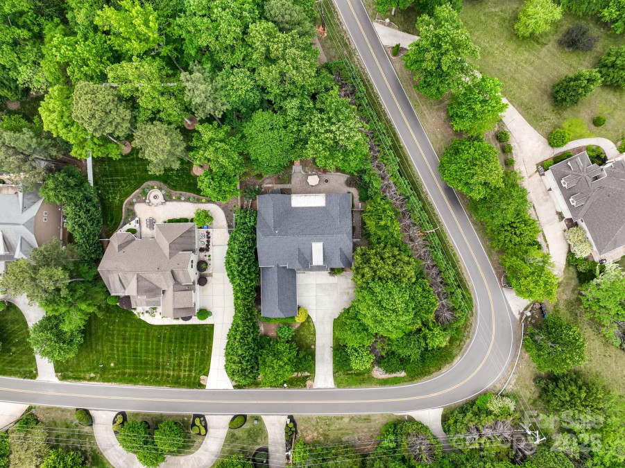 166 Wilson Lake Rd Mooresville, NC 28117