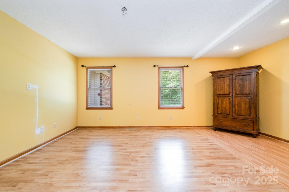1376 Garland Ln Lincolnton, NC 28092