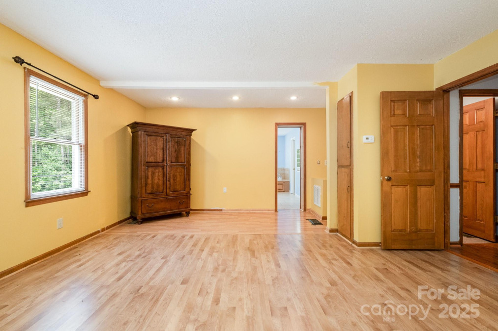 1376 Garland Ln Lincolnton, NC 28092