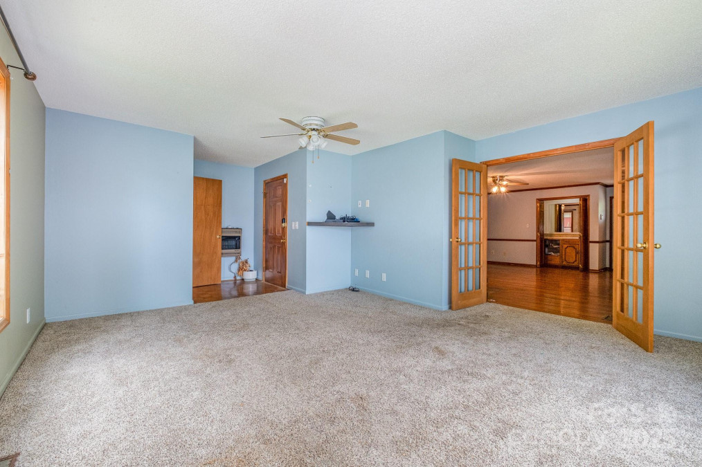 1376 Garland Ln Lincolnton, NC 28092