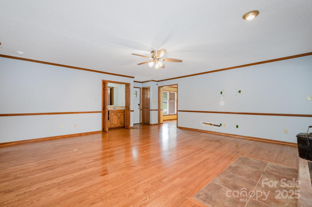 1376 Garland Ln Lincolnton, NC 28092