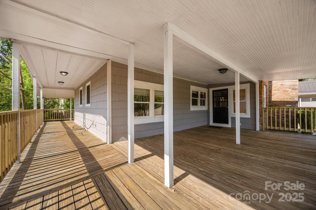 186 Joyner Ave Asheville, NC 28806