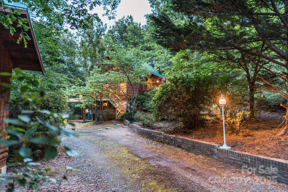 113 Grouse St Lake Lure, NC 28746