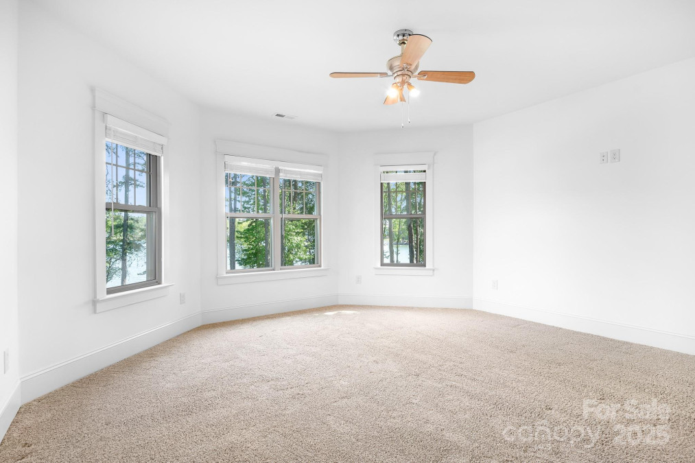 202 Timber Lake Dr Troutman, NC 28166