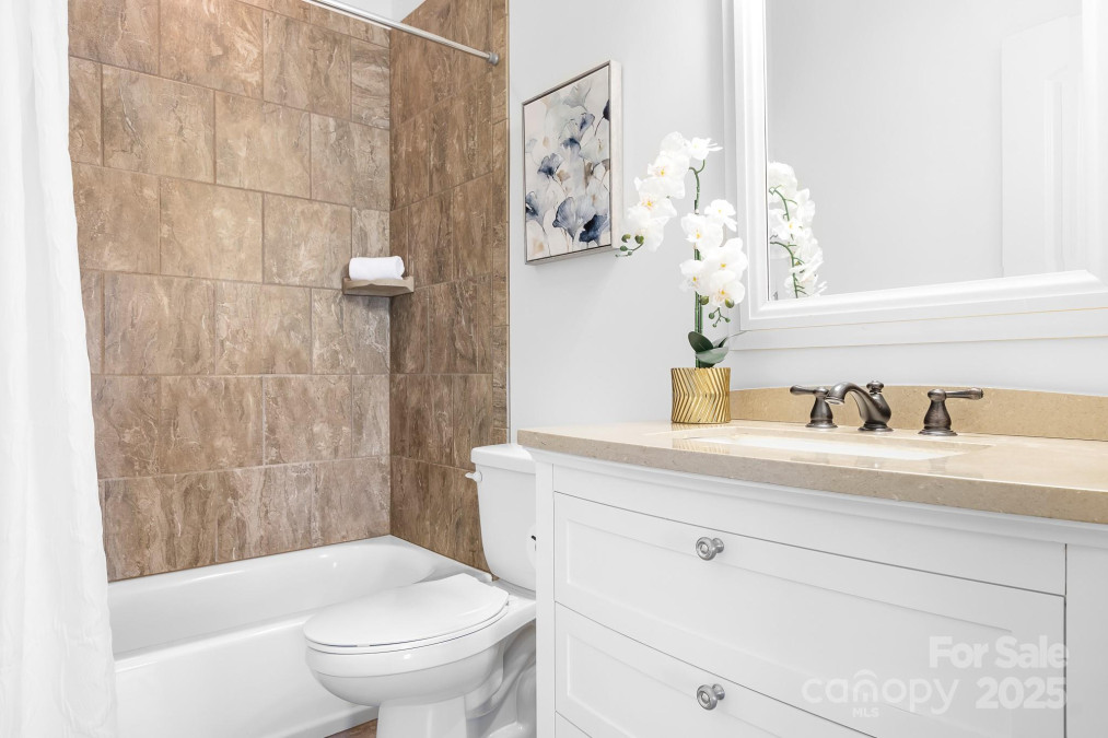 202 Timber Lake Dr Troutman, NC 28166