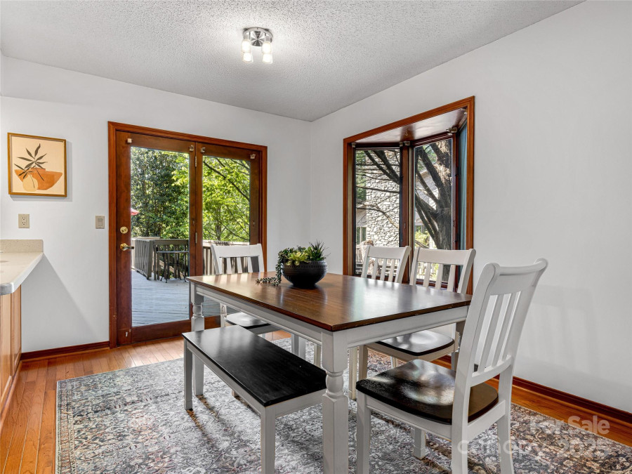 3 Governors Dr Asheville, NC 28804