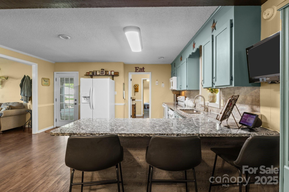 6325 Yount Dr Salisbury, NC 28147