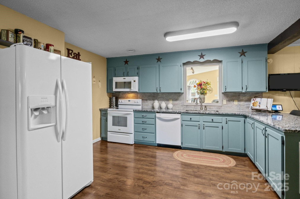 6325 Yount Dr Salisbury, NC 28147