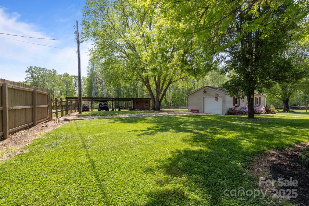 6325 Yount Dr Salisbury, NC 28147