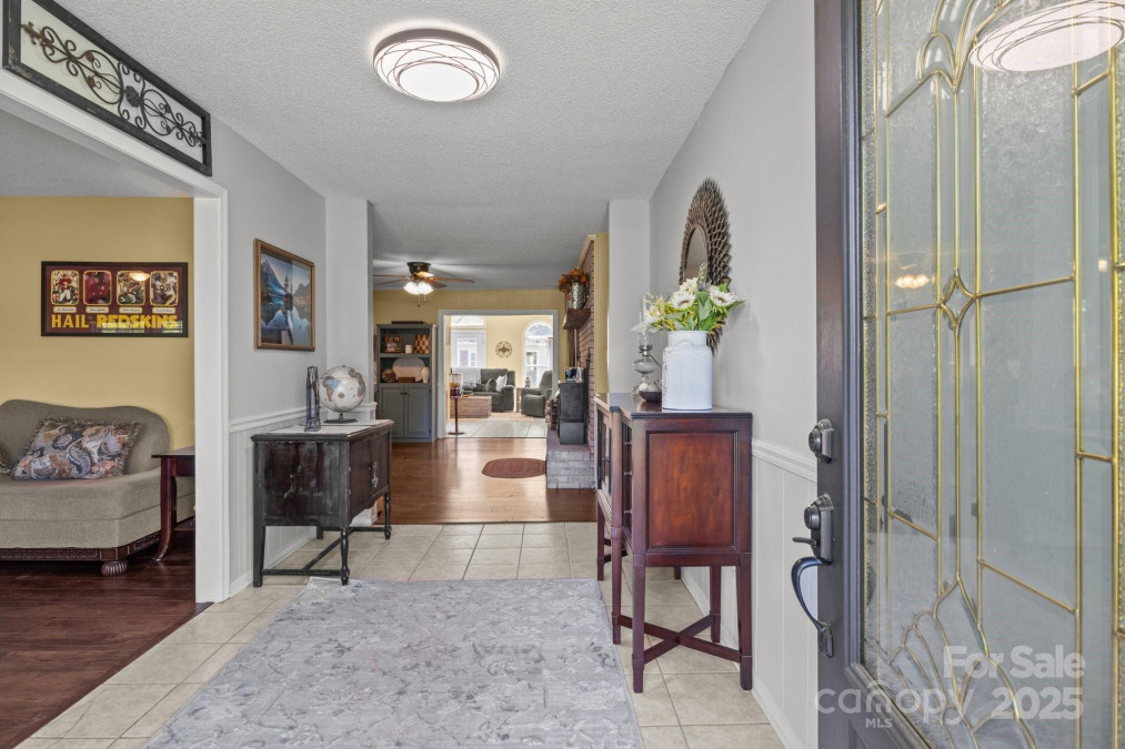 6325 Yount Dr Salisbury, NC 28147