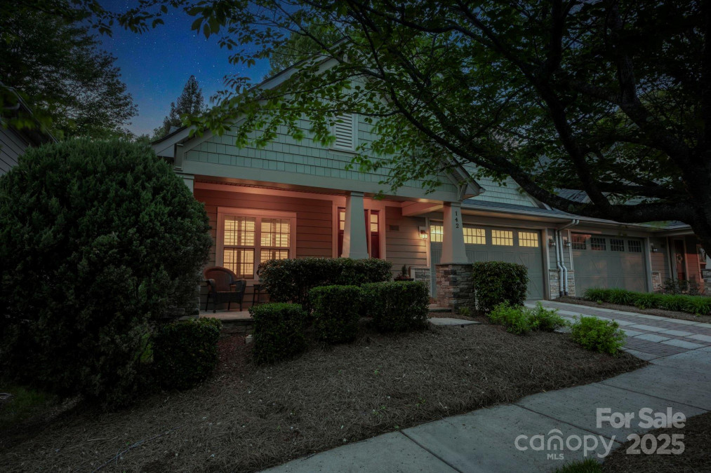 142 Aztec Cir Mooresville, NC 28117