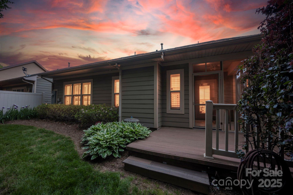 142 Aztec Cir Mooresville, NC 28117