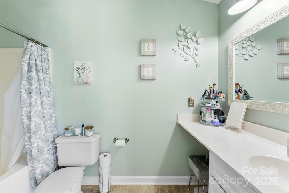 8814 Gerren Ct Charlotte, NC 28217