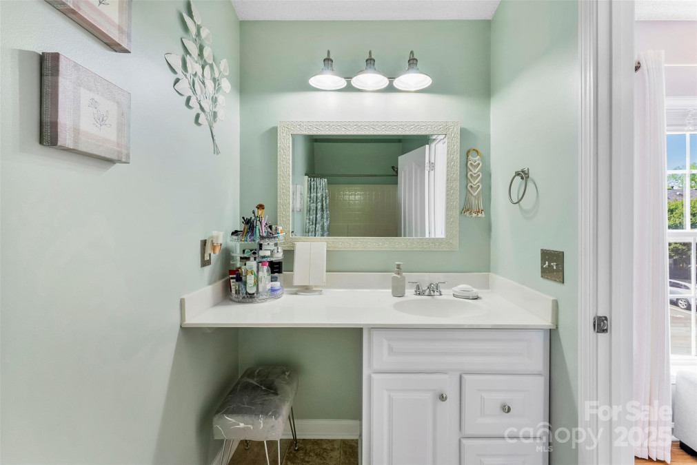 8814 Gerren Ct Charlotte, NC 28217