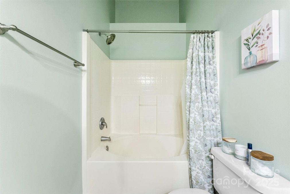 8814 Gerren Ct Charlotte, NC 28217