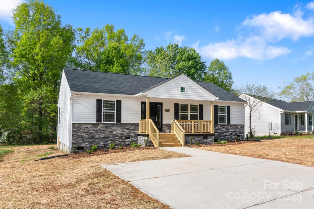 3315 15th Ave Hickory, NC 28602