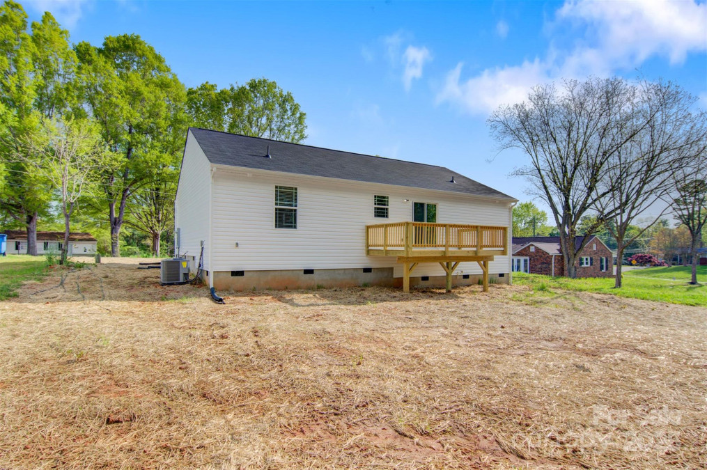 3315 15th Ave Hickory, NC 28602