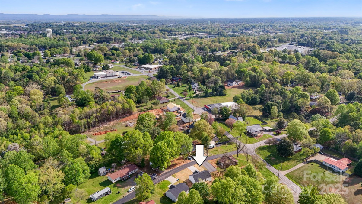 3315 15th Ave Hickory, NC 28602