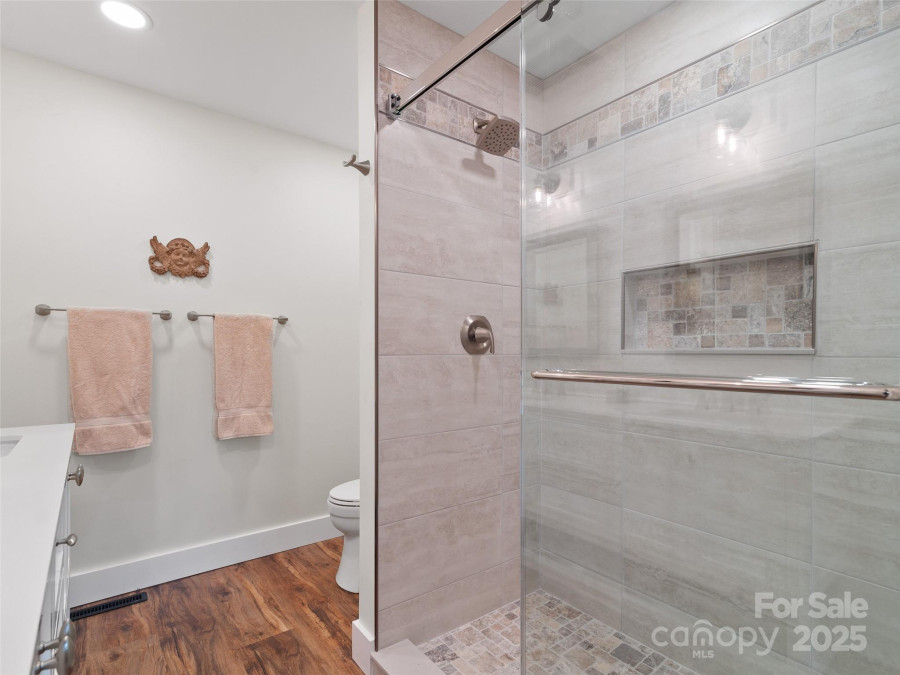 90 Broad St Waynesville, NC 28786