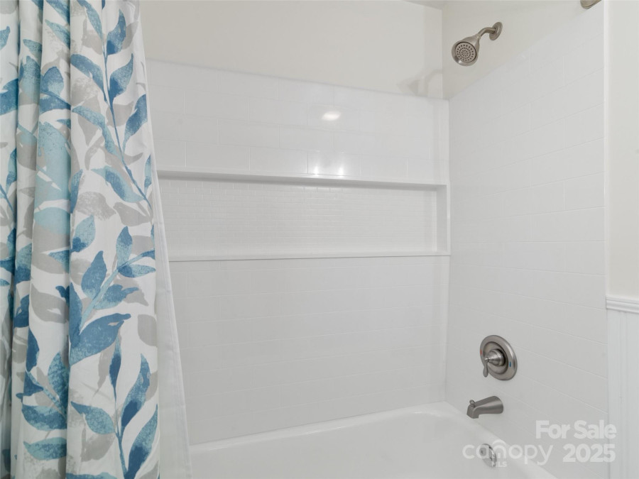 90 Broad St Waynesville, NC 28786