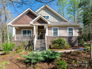 12 Summersweet Ln Asheville, NC 28803