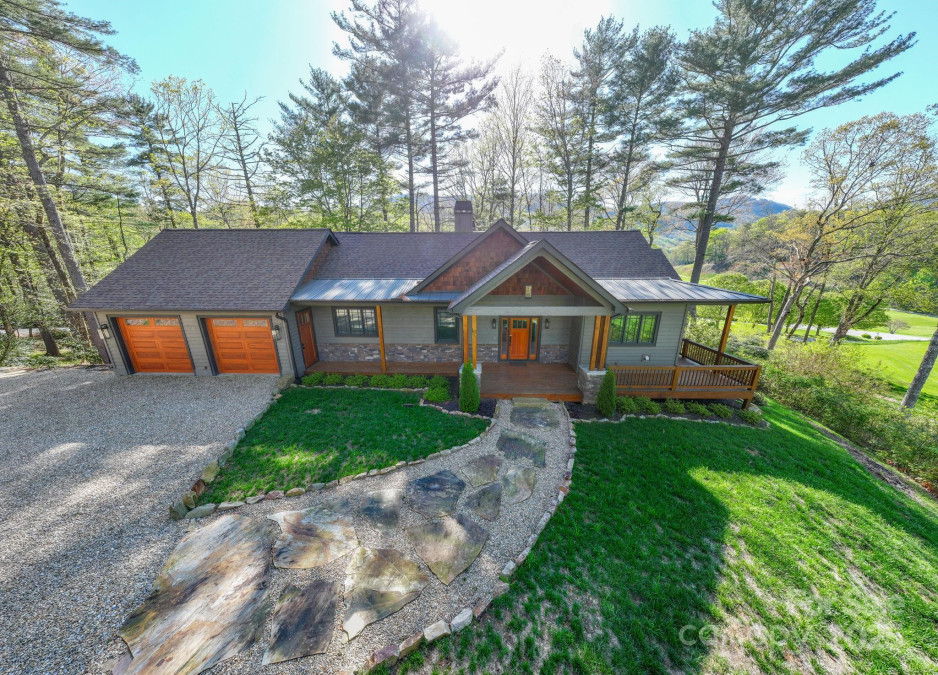 1048 Cherokee Tc Lake Toxaway, NC 28747