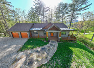 1048 Cherokee Tc Lake Toxaway, NC 28747