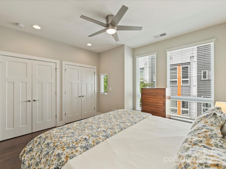 520 Sedgefield Park Dr Charlotte, NC 28203