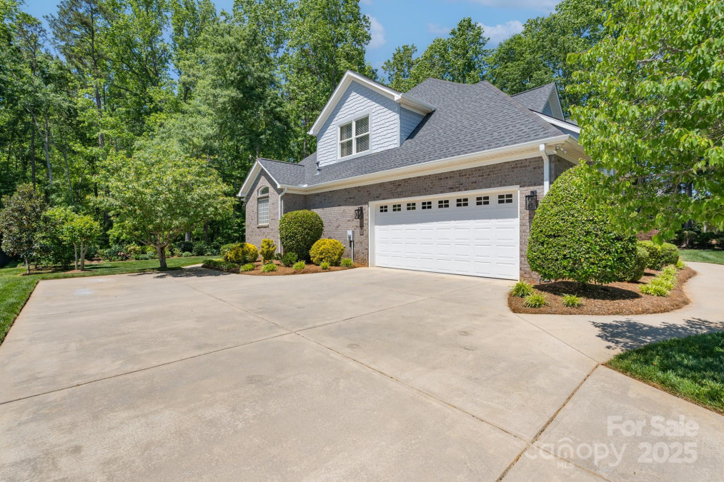 1959 Landry Ln Rock Hill, SC 29732