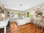 18 Ozark Spring Ln Asheville, NC 28805