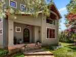 18 Ozark Spring Ln Asheville, NC 28805